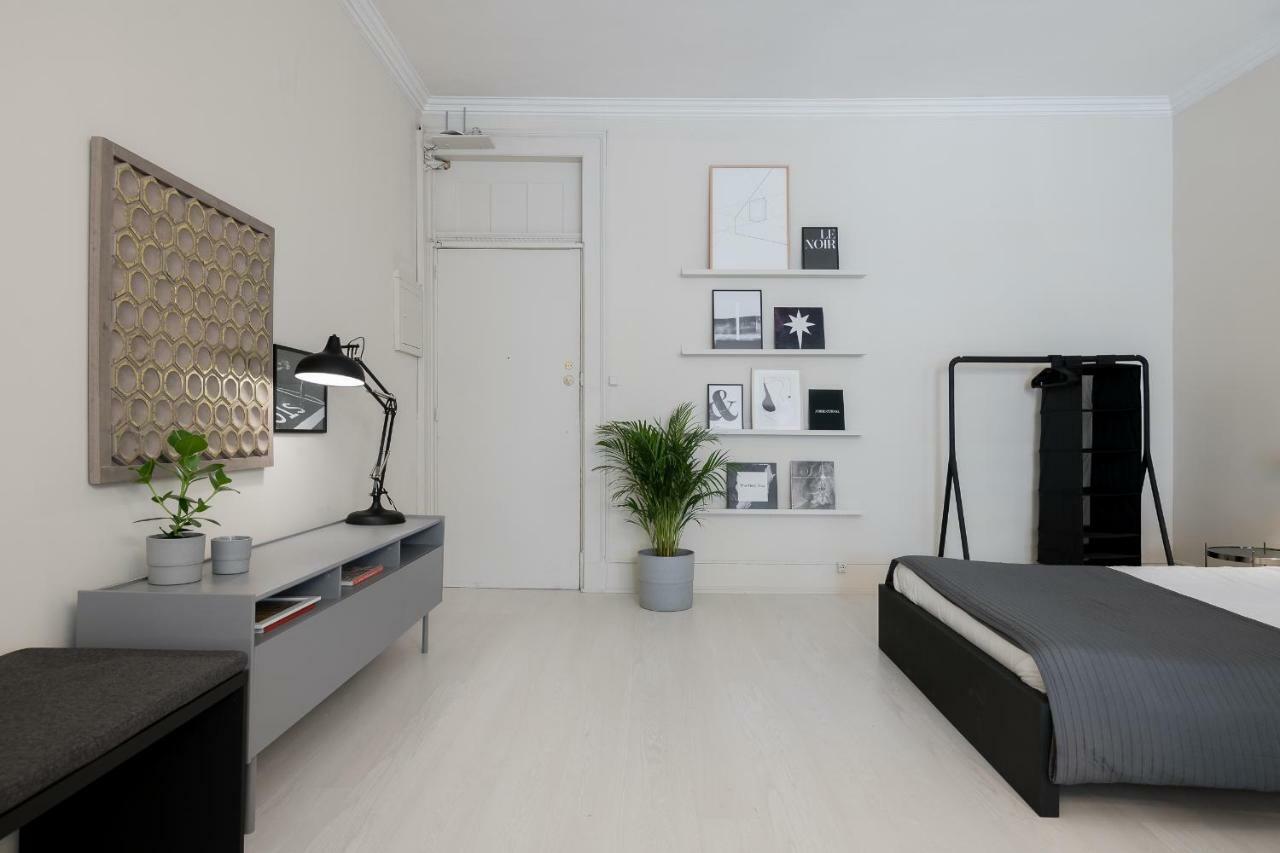 Baixa24 •P1L• Amplo Estudio Na Baixa Com Varanda ポルト エクステリア 写真